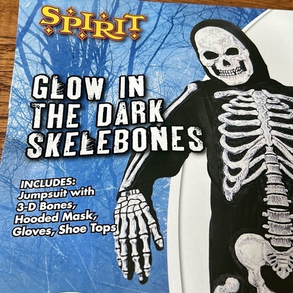 Spirit Halloween Kids Glow in the Dark Skelebones Skeleton Costume Size Large - Picture 9 of 12